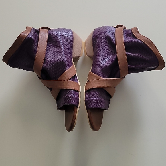 NWOT Serene Island Criss Cross Sandal Shoe - Picture 4 of 9